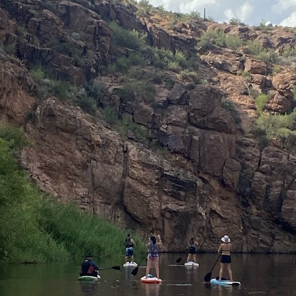 Meet your Posher - Picture 5 of 8